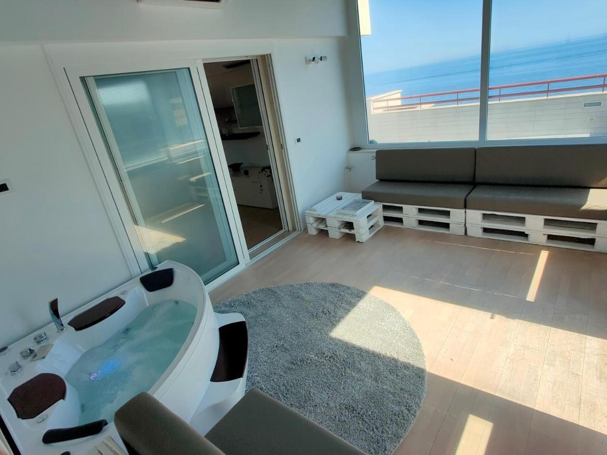 Seafront Suites Bari Eksteriør bilde